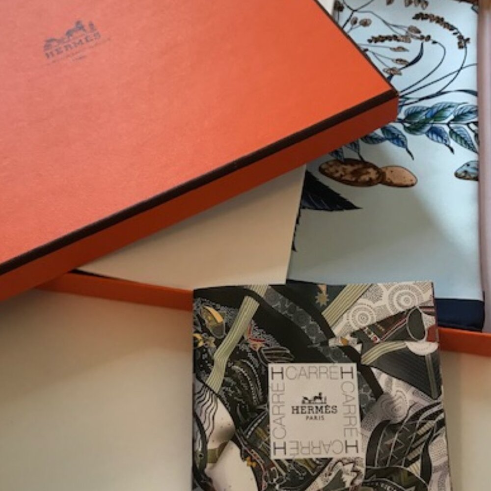 SOLD !! PRISTINE HERMES SCARF 'PYTHAGORE ' IN BLUE -- NEVER WORN, NEW IN BOX
